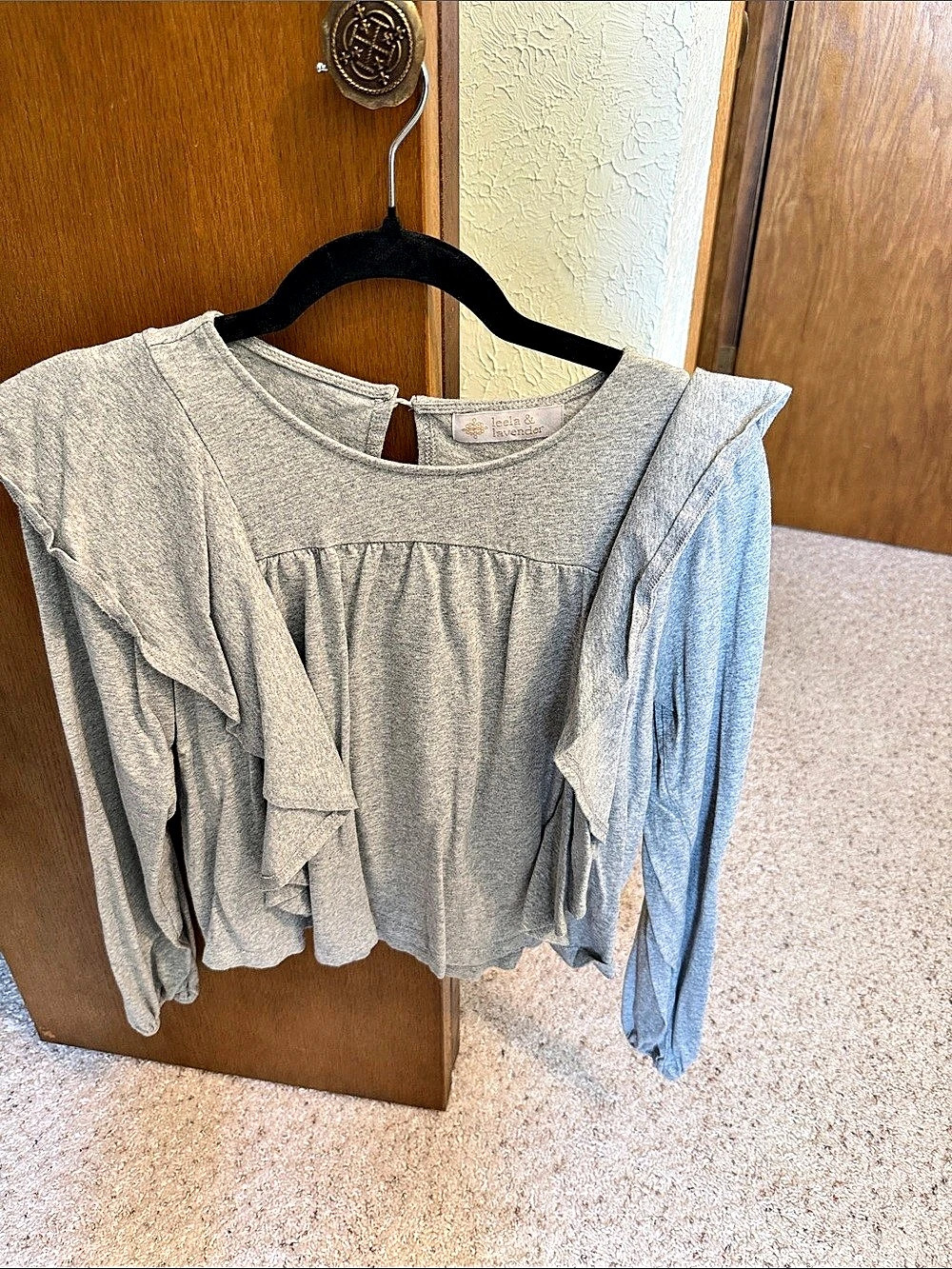 Ruffle Sleeve Blouse in Gray Like New